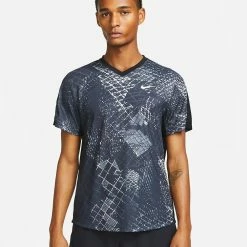Alternative view of Nike Men's Victory Novelty Print Crew - Black